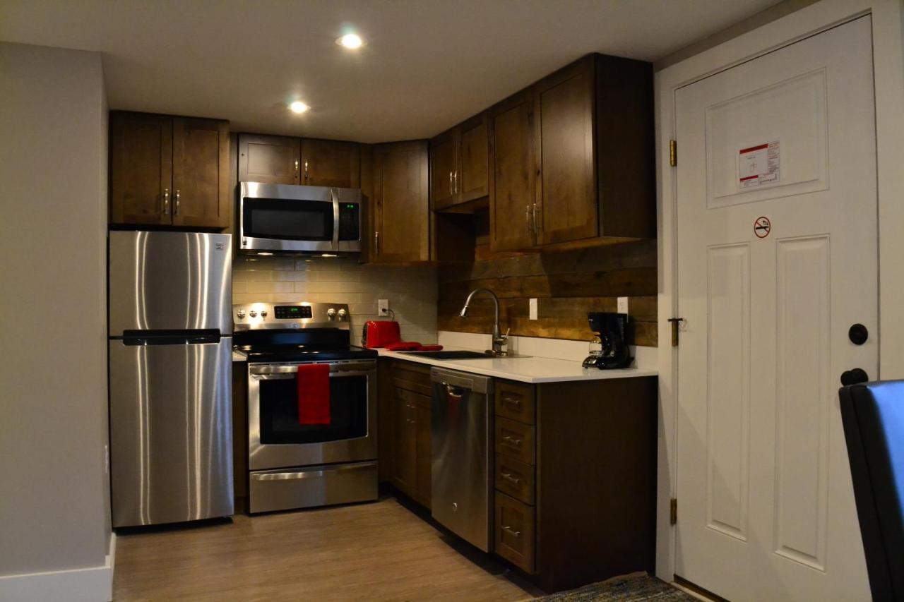 Lake Placid Inn: Residences Buitenkant foto