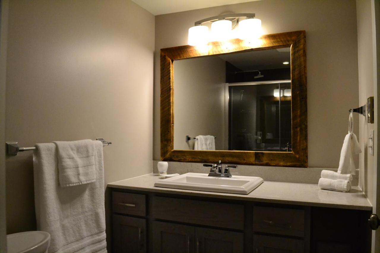 Lake Placid Inn: Residences Buitenkant foto