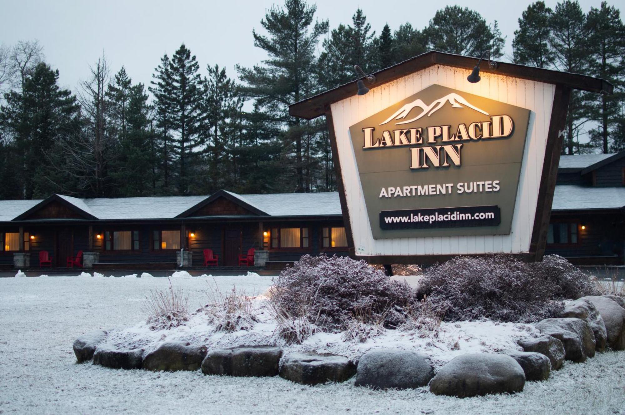 Lake Placid Inn: Residences Buitenkant foto