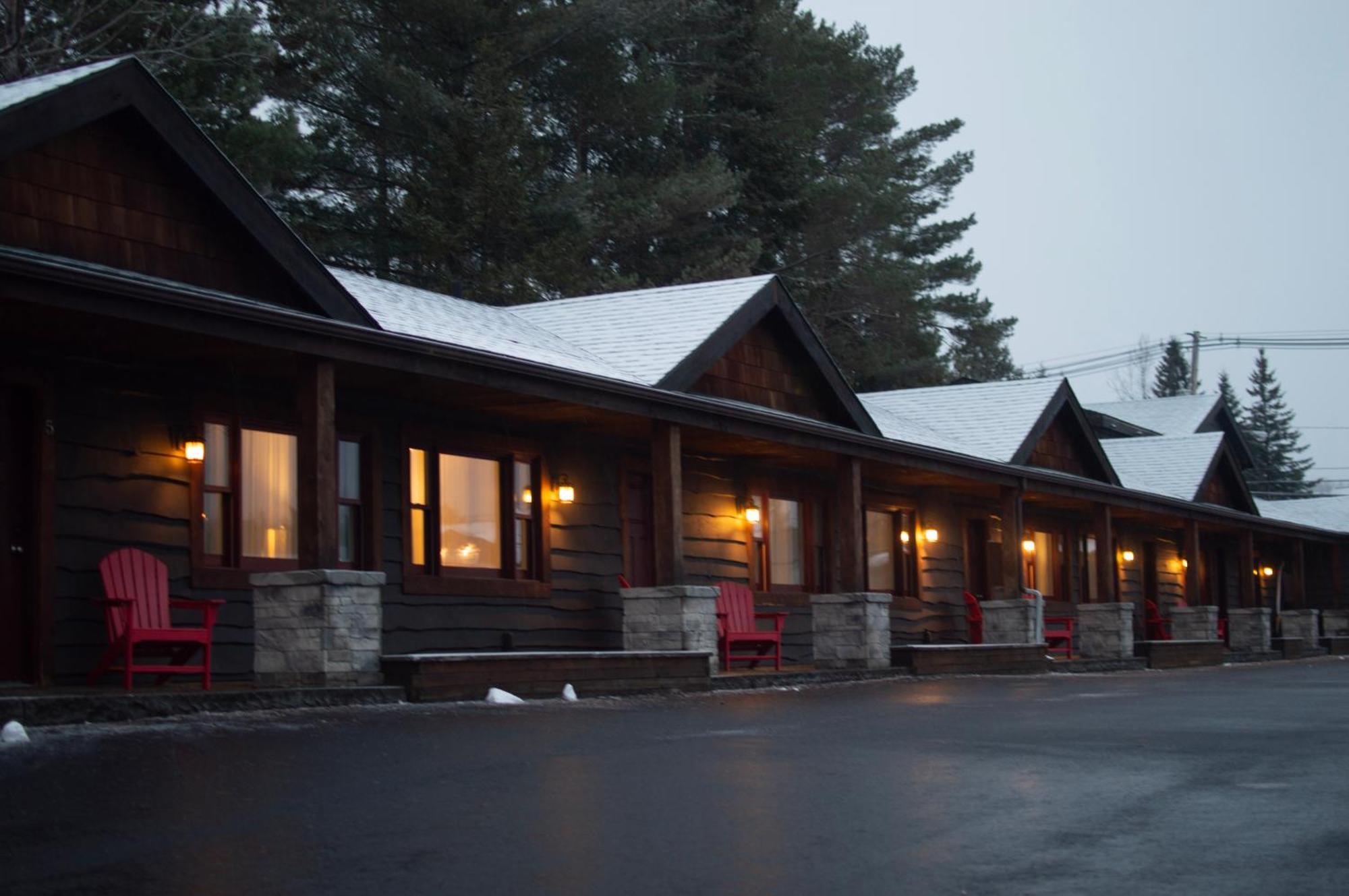 Lake Placid Inn: Residences Buitenkant foto