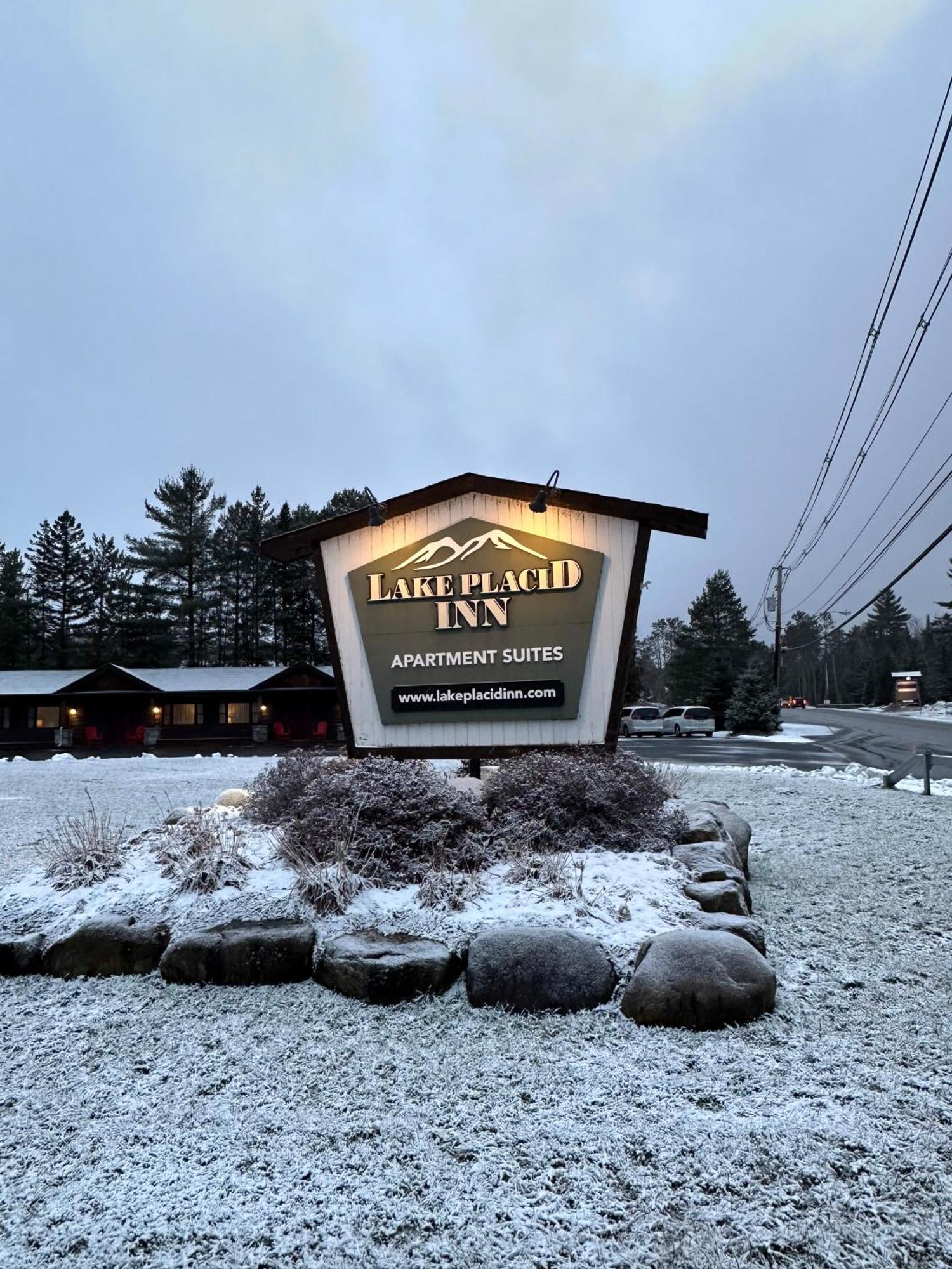 Lake Placid Inn: Residences Buitenkant foto