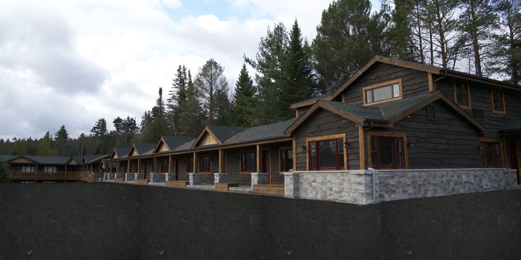 Lake Placid Inn: Residences Buitenkant foto
