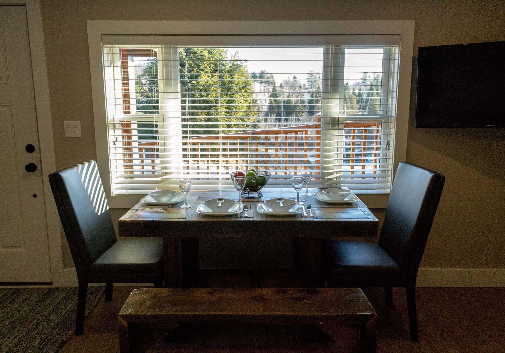 Lake Placid Inn: Residences Buitenkant foto