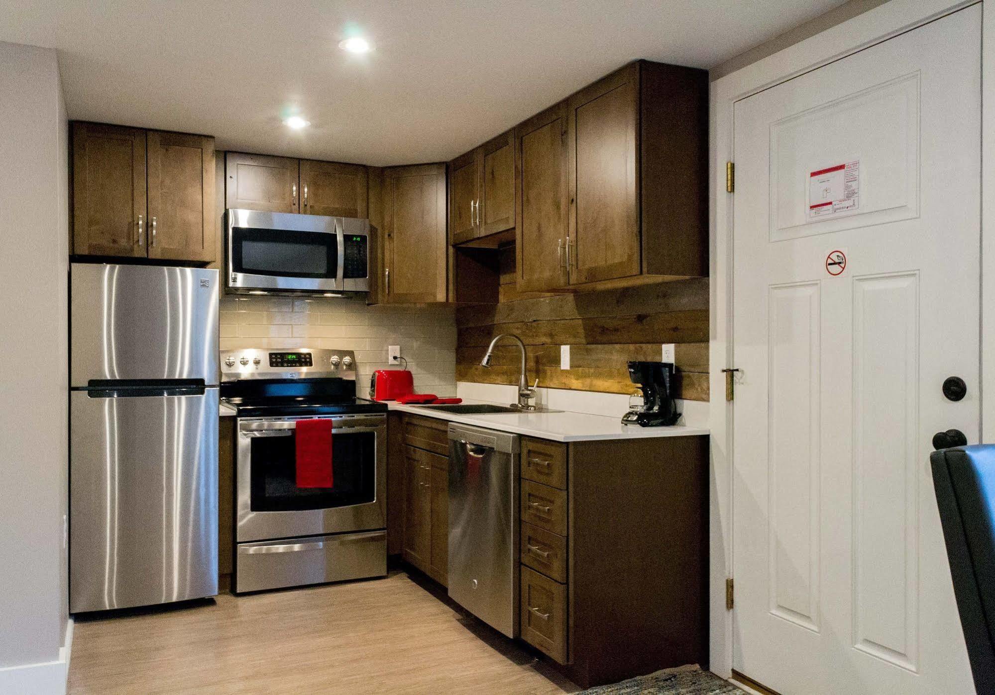 Lake Placid Inn: Residences Buitenkant foto