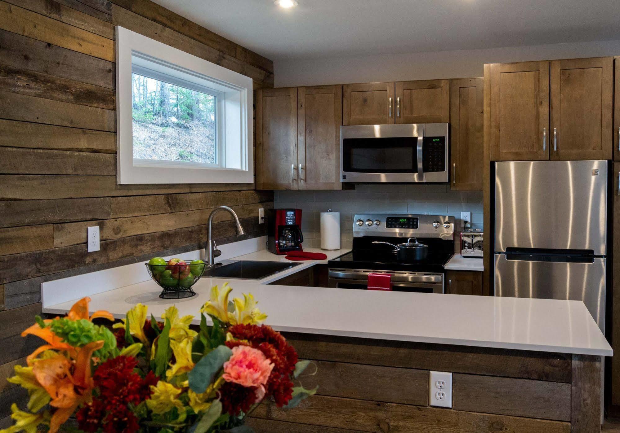 Lake Placid Inn: Residences Buitenkant foto